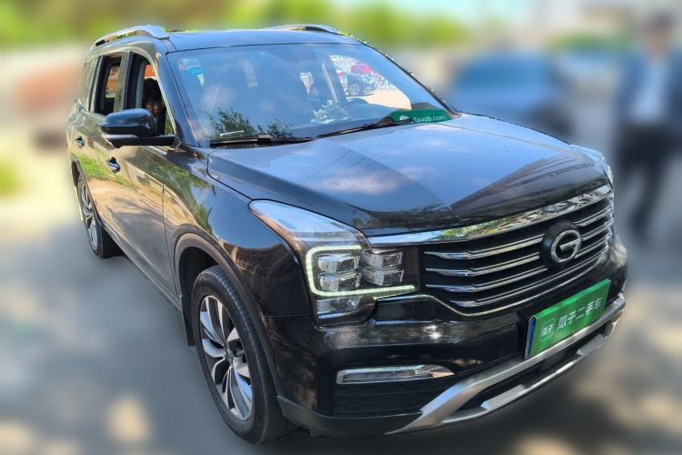 Used GAC Trumpchi GS8 2017 320T Two-Wheel Drive Luxury Smart Connectivity Version (7 Seats) Front Right 45 Deg