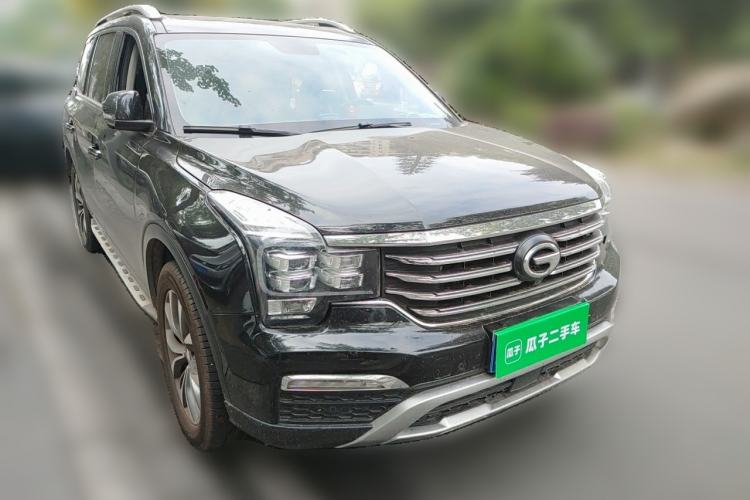 Used GAC Trumpchi GS8 2017 320T Two-Wheel Drive Luxury Smart Connectivity Version (7 Seats) Front Right 45 Deg