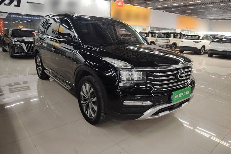 Used GAC Trumpchi GS8 2017 320T Two-Wheel Drive Luxury Smart Connectivity Version (7 Seats) Front Right 45 Deg