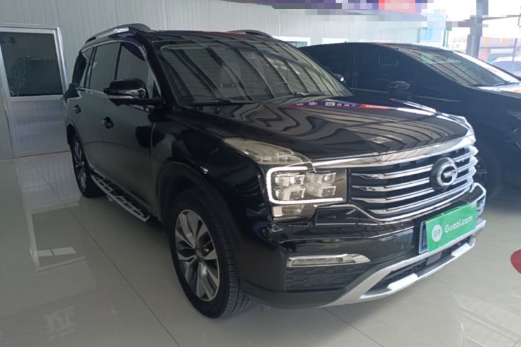 Used GAC Trumpchi GS8 2017 320T Two-Wheel Drive Luxury Smart Connectivity Version (7 Seats) Front Right 45 Deg