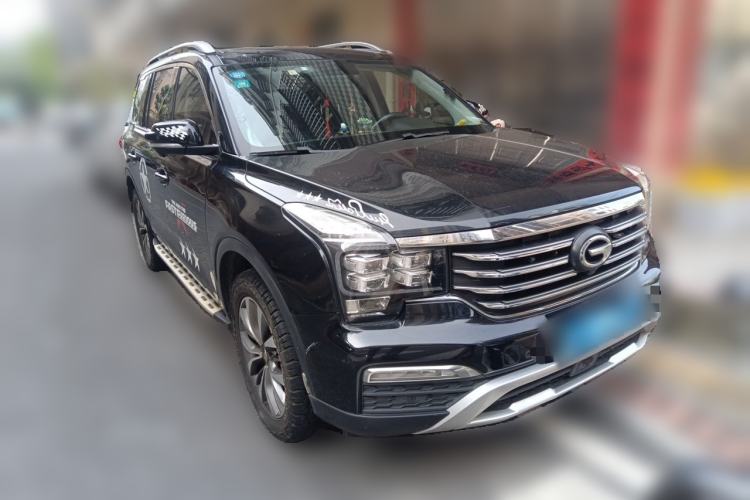 Used GAC Trumpchi GS8 2017 320T Two-Wheel Drive Luxury Smart Connectivity Version (7 Seats) Front Right 45 Deg