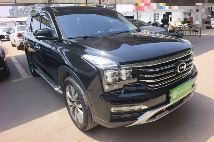 Used GAC Trumpchi GS8 2017 320T Two-Wheel Drive Luxury Smart Connectivity Version (7 Seats) Front Right 45 Deg
