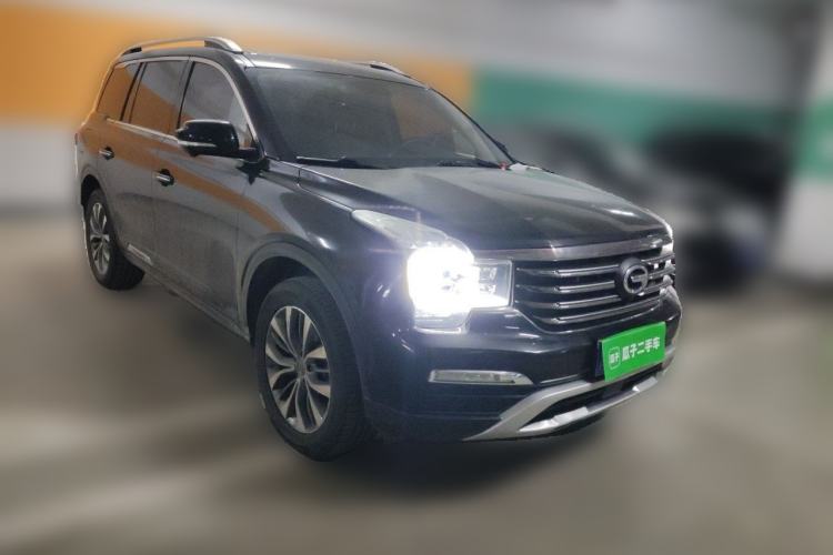 Used GAC Trumpchi GS8 2017 320T Two-Wheel Drive Luxury Smart Connectivity Version (7 Seats) Front Right 45 Deg