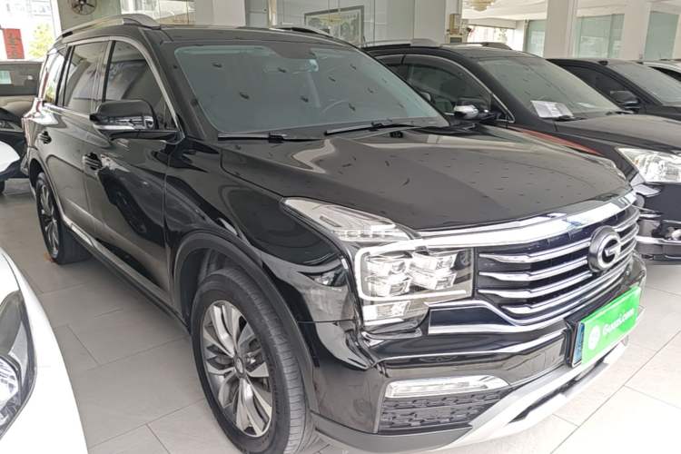 Used GAC Trumpchi GS8 2017 320T Two-Wheel Drive Luxury Smart Connectivity Version (7 Seats) Front Right 45 Deg