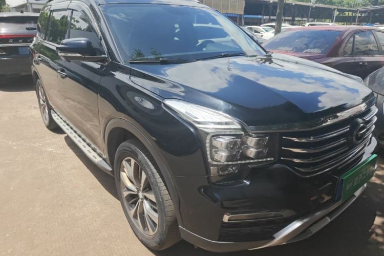 Used GAC Trumpchi GS8 2017 320T Two-Wheel Drive Luxury Smart Connectivity Version (7 Seats) Front Right 45 Deg