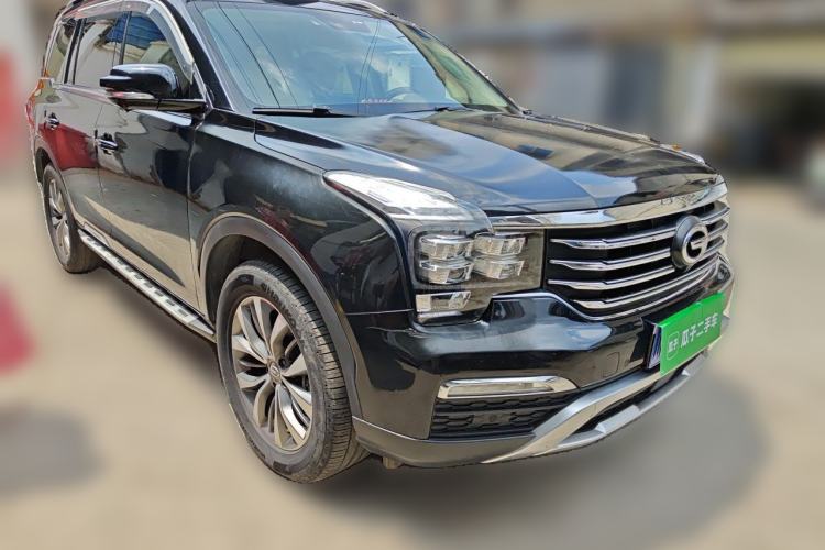 Used GAC Trumpchi GS8 2017 320T Two-Wheel Drive Luxury Edition (7 Seats) Front Right 45 Deg