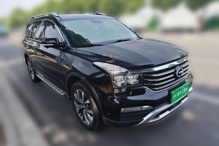 Used GAC Trumpchi GS8 2017 320T Two-Wheel Drive Luxury Smart Connectivity Version (7 Seats) Front Right 45 Deg