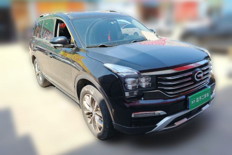 Used GAC Trumpchi GS8 2017 320T Two-Wheel Drive Luxury Smart Connectivity Version (7 Seats) Front Right 45 Deg