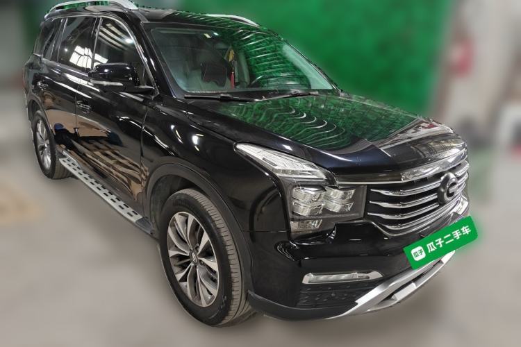 Used GAC Trumpchi GS8 2017 320T Two-Wheel Drive Luxury Smart Connectivity Version (7 Seats) Front Right 45 Deg