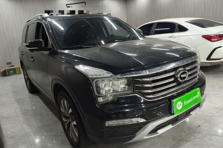Used GAC Trumpchi GS8 2017 320T Two-Wheel Drive Luxury Smart Connectivity Version (7 Seats) Front Right 45 Deg
