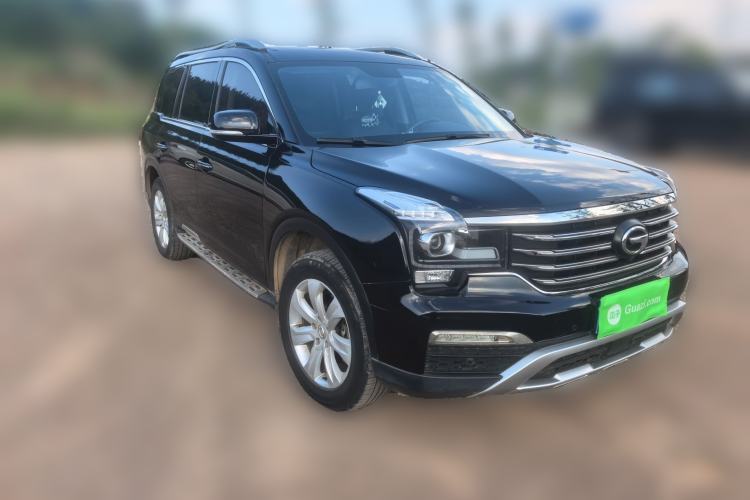 Used GAC Trumpchi GS8 2017 320T Two-Wheel Drive Luxury Edition (7 Seats) Front Right 45 Deg
