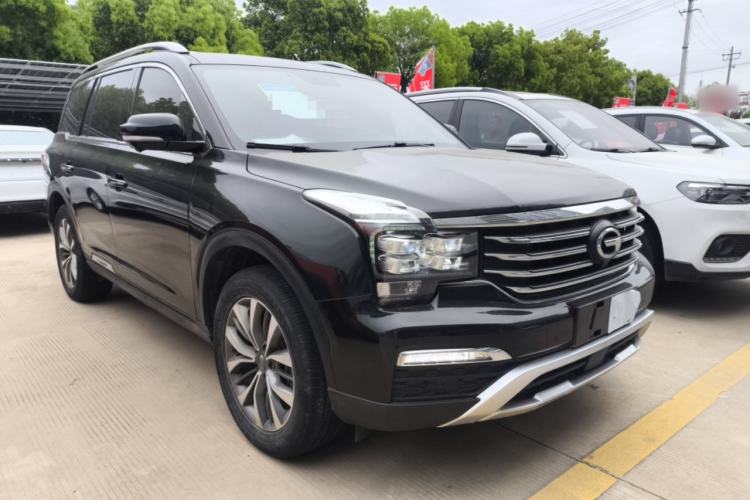 Used GAC Trumpchi GS8 2017 320T Four-Wheel Drive Luxury Smart Connectivity Version (7 Seats) Front Right 45 Deg