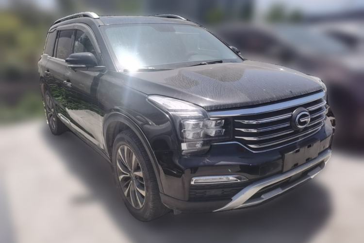 Used GAC Trumpchi GS8 2017 320T Two-Wheel Drive Luxury Smart Connectivity Version (7 Seats) Front Right 45 Deg