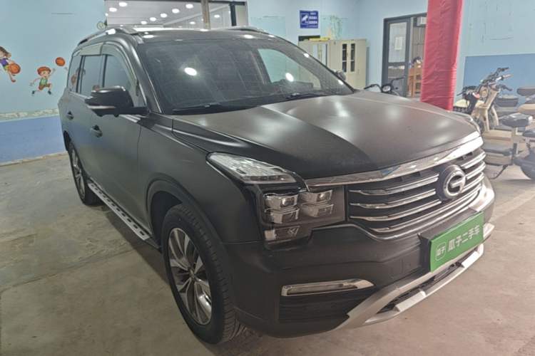 Used GAC Trumpchi GS8 2017 320T Four-Wheel Drive Luxury Smart Connectivity Version (7 Seats) Front Right 45 Deg