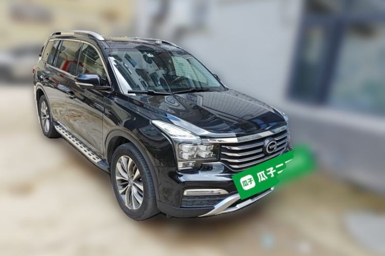 Used GAC Trumpchi GS8 2017 320T Two-Wheel Drive Luxury Smart Connectivity Version (7 Seats) Front Right 45 Deg