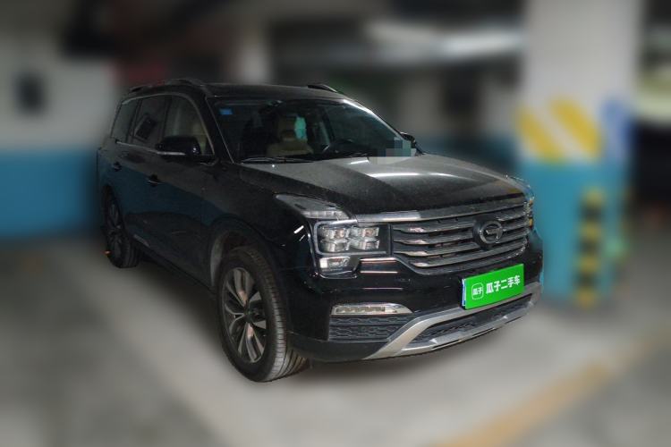 Used GAC Trumpchi GS8 2017 320T Two-Wheel Drive Luxury Smart Connectivity Version (7 Seats) Front Right 45 Deg