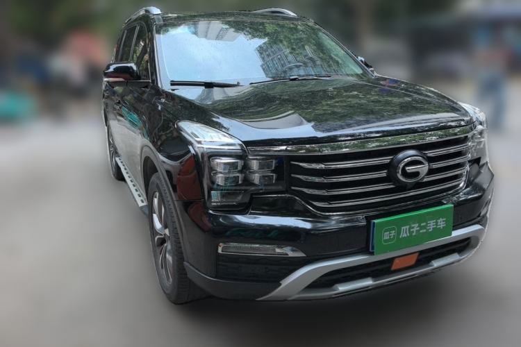Used GAC Trumpchi GS8 2017 320T Two-Wheel Drive Luxury Smart Connectivity Version (7 Seats) Front Right 45 Deg