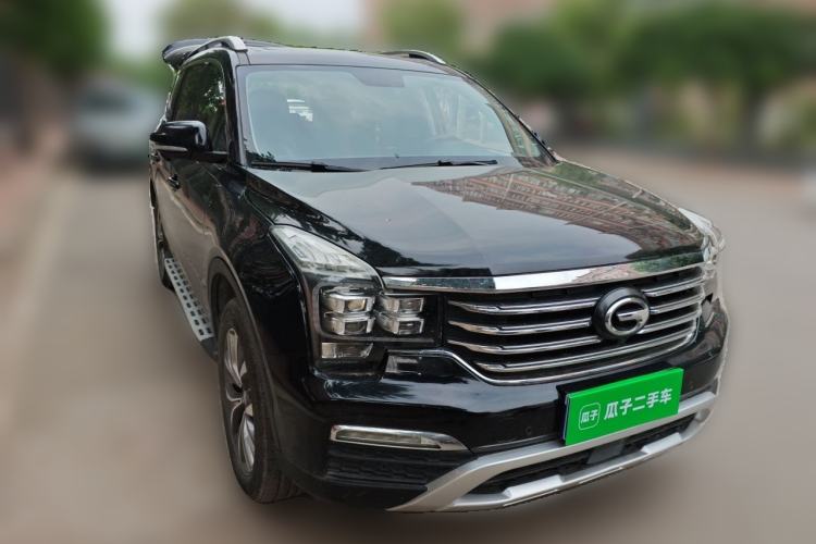 Used GAC Trumpchi GS8 2017 320T Two-Wheel Drive Luxury Smart Connectivity Version (7 Seats) Front Right 45 Deg
