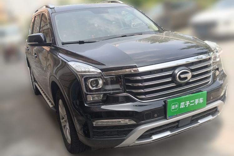 Used GAC Trumpchi GS8 2017 320T Two-Wheel Drive Luxury Edition (7 Seats) Front Right 45 Deg