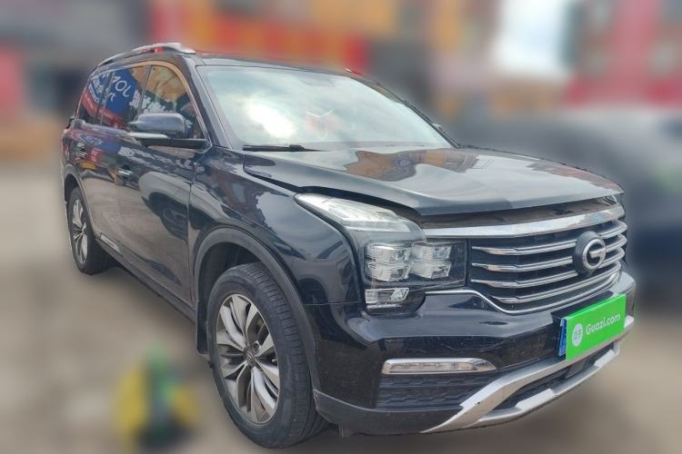 Used GAC Trumpchi GS8 2017 320T Two-Wheel Drive Luxury Smart Connectivity Version (7 Seats) Front Right 45 Deg