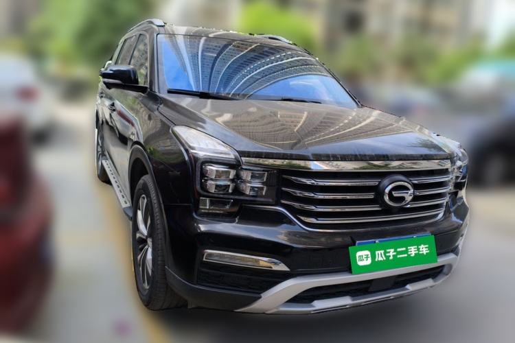 Used GAC Trumpchi GS8 2017 320T Two-Wheel Drive Luxury Smart Connectivity Version (7 Seats) Front Right 45 Deg
