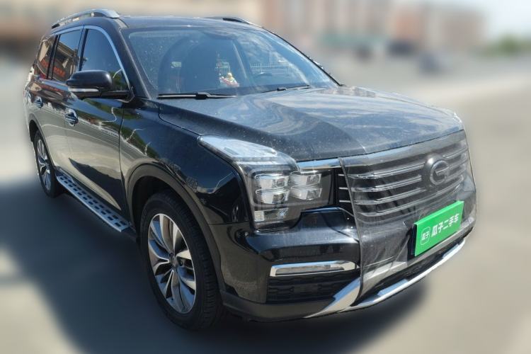 Used GAC Trumpchi GS8 2017 320T Two-Wheel Drive Luxury Smart Connectivity Version (7 Seats) Front Right 45 Deg
