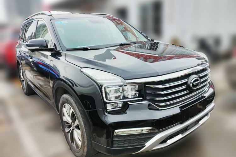 Used GAC Trumpchi GS8 2017 320T Two-Wheel Drive Luxury Smart Connectivity Version (7 Seats) Front Right 45 Deg