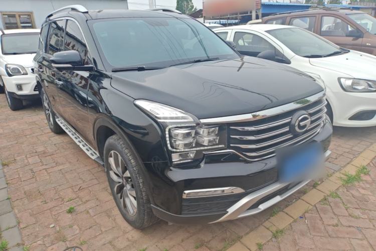 Used GAC Trumpchi GS8 2017 320T Two-Wheel Drive Luxury Smart Connectivity Version (7 Seats) Front Right 45 Deg
