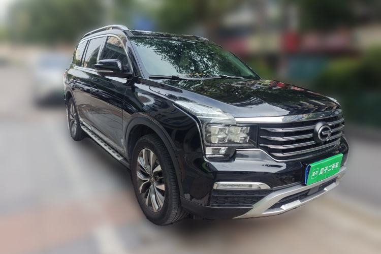Used GAC Trumpchi GS8 2017 320T Two-Wheel Drive Luxury Smart Connectivity Version (7 Seats) Front Right 45 Deg