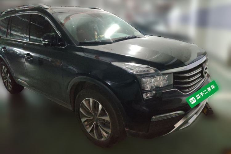Used GAC Trumpchi GS8 2017 320T Two-Wheel Drive Luxury Smart Connectivity Version (7 Seats) Front Right 45 Deg