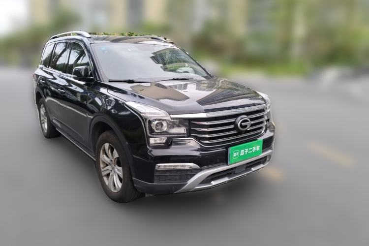 Used GAC Trumpchi GS8 2017 320T Two-Wheel Drive Luxury Edition (7 Seats) Front Right 45 Deg