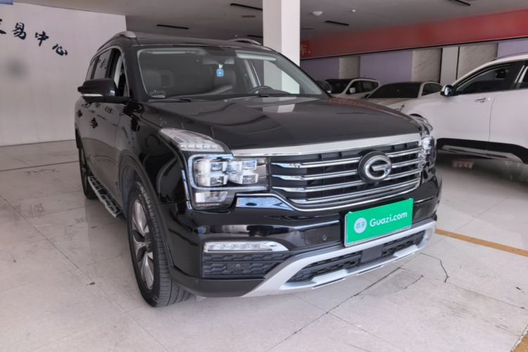Used GAC Trumpchi GS8 2017 320T Two-Wheel Drive Luxury Smart Connectivity Version (7 Seats) Front Right 45 Deg