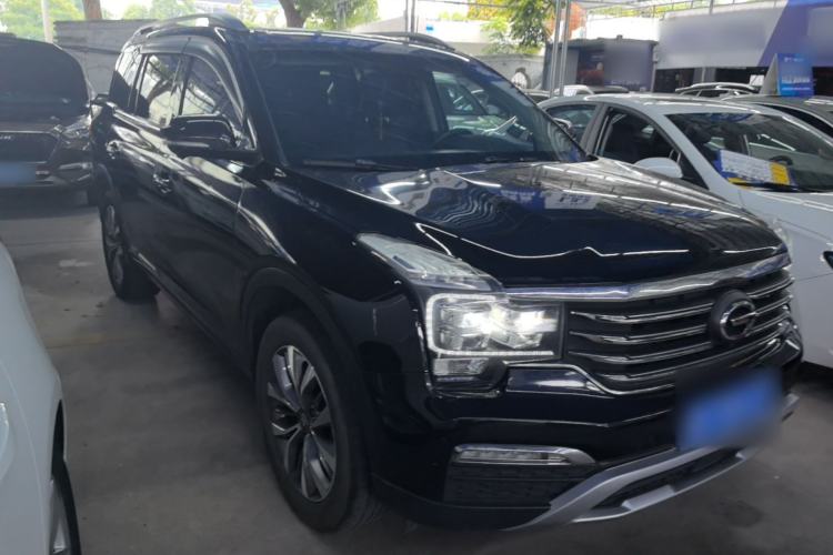 Used GAC Trumpchi GS8 2017 320T Two-Wheel Drive Luxury Smart Connectivity Version (7 Seats) Front Right 45 Deg