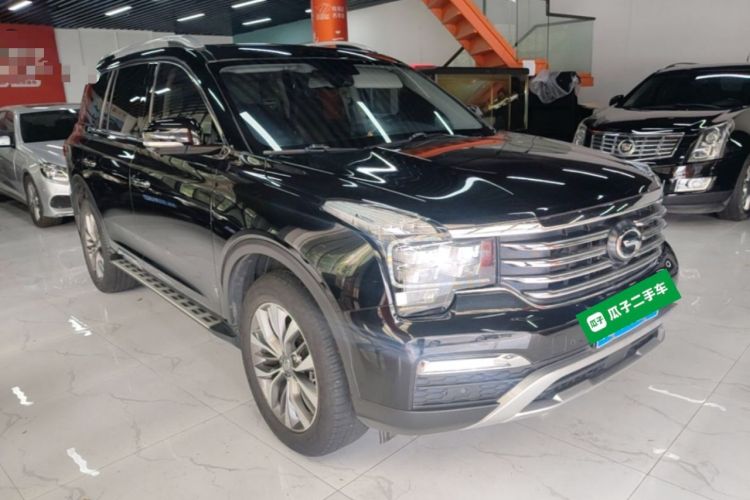 Used GAC Trumpchi GS8 2017 320T Two-Wheel Drive Luxury Smart Connectivity Version (7 Seats) Front Right 45 Deg