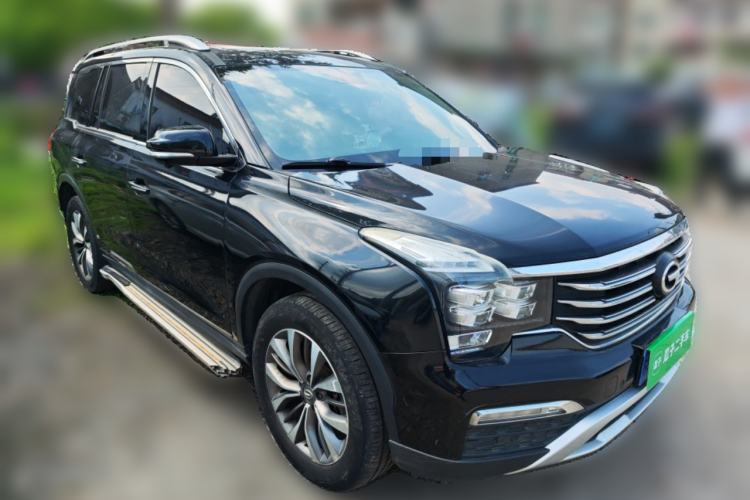 Used GAC Trumpchi GS8 2017 320T Two-Wheel Drive Luxury Smart Connectivity Version (7 Seats) Front Right 45 Deg