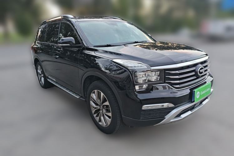 Used GAC Trumpchi GS8 2017 320T Two-Wheel Drive Luxury Smart Connectivity Version (7 Seats) Front Right 45 Deg