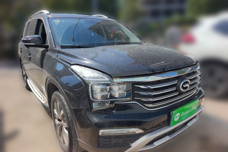 Used GAC Trumpchi GS8 2017 320T Two-Wheel Drive Luxury Smart Connectivity Version (7 Seats) Front Right 45 Deg