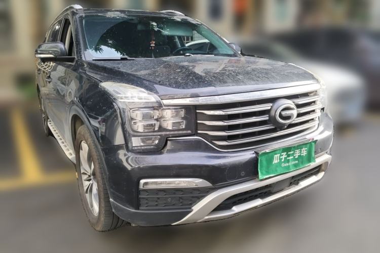 Used GAC Trumpchi GS8 2017 320T Two-Wheel Drive Luxury Smart Connectivity Version (7 Seats) Front Right 45 Deg