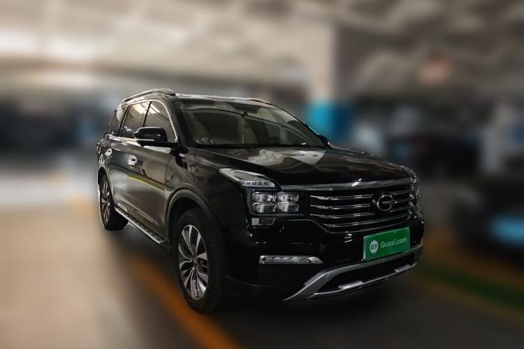 Used GAC Trumpchi GS8 2017 320T Two-Wheel Drive Luxury Smart Connectivity Version (7 Seats) Front Right 45 Deg