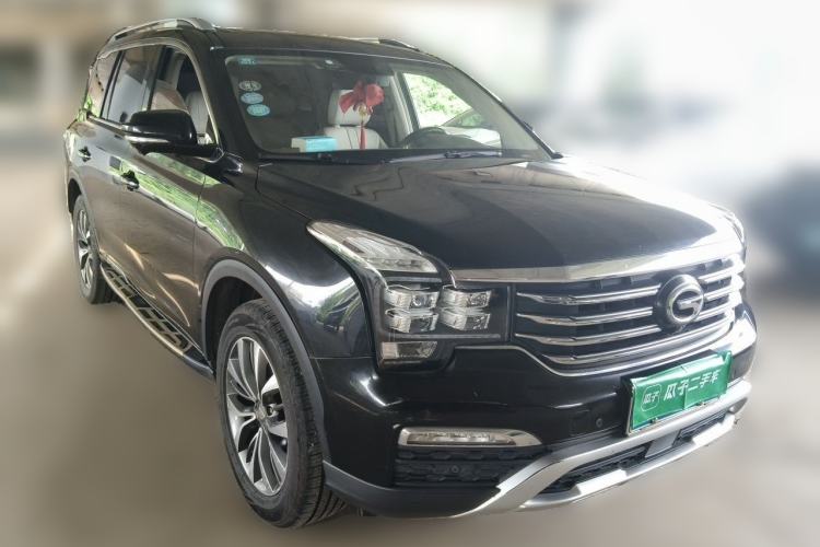 Used GAC Trumpchi GS8 2017 320T Two-Wheel Drive Luxury Smart Connectivity Version (7 Seats) Front Right 45 Deg