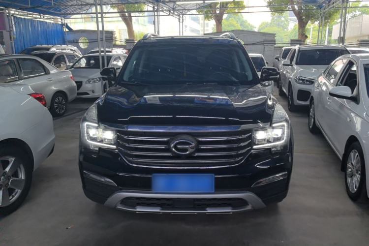 Used GAC Trumpchi GS8 2017 320T Two-Wheel Drive Luxury Smart Connectivity Version (7 Seats) Front