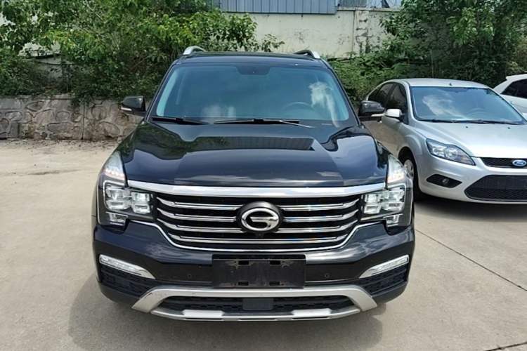 Used GAC Trumpchi GS8 2017 320T Two-Wheel Drive Luxury Smart Connectivity Version (7 Seats) Front