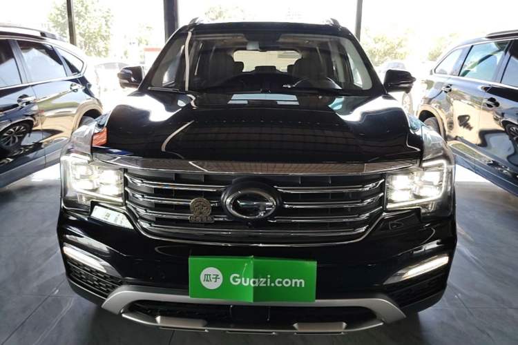 Used GAC Trumpchi GS8 2017 320T Two-Wheel Drive Luxury Smart Connectivity Version (7 Seats) Front