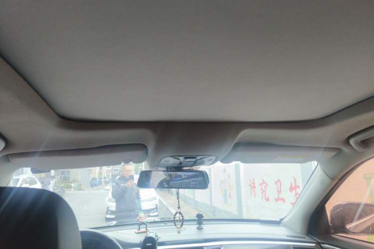 Used GAC Trumpchi GS8 2017 320T Two-Wheel Drive Luxury Smart Connectivity Version (7 Seats) Headliner