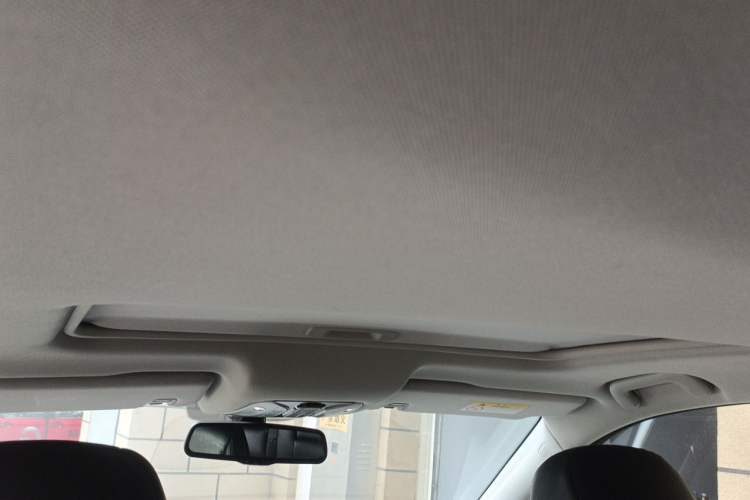 Used GAC Trumpchi GS8 2017 320T Two-Wheel Drive Luxury Edition (7 Seats) Headliner