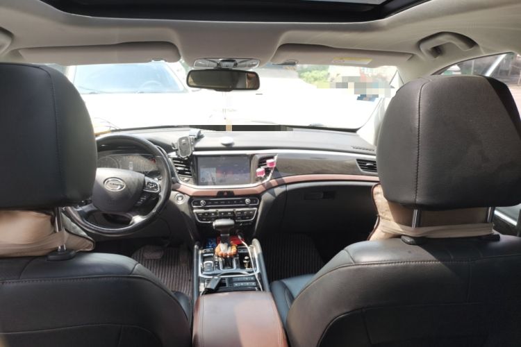 Used GAC Trumpchi GS8 2017 320T Two-Wheel Drive Luxury Smart Connectivity Version (7 Seats) Headliner