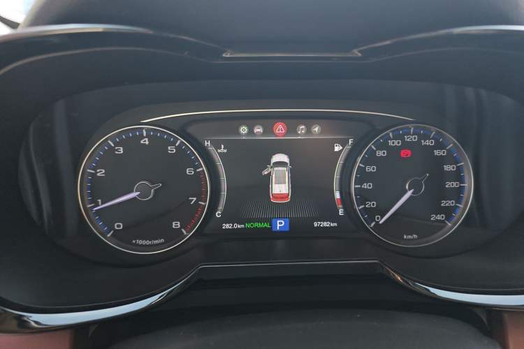 Used GAC Trumpchi GS8 2017 320T Two-Wheel Drive Luxury Smart Connectivity Version (7 Seats) Instrument Cluster