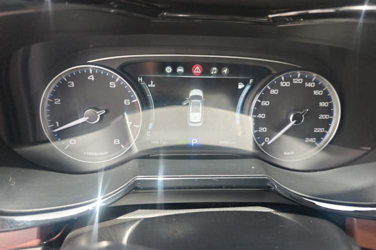 Used GAC Trumpchi GS8 2017 320T Two-Wheel Drive Luxury Smart Connectivity Version (7 Seats) Instrument Cluster