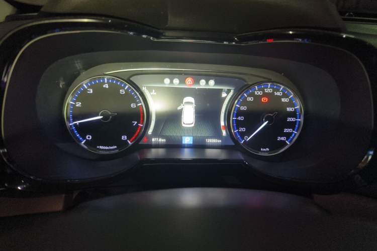 Used GAC Trumpchi GS8 2017 320T Two-Wheel Drive Luxury Smart Connectivity Version (7 Seats) Instrument Cluster