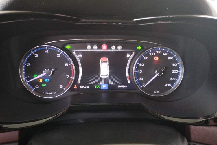Used GAC Trumpchi GS8 2017 320T Two-Wheel Drive Luxury Smart Connectivity Version (7 Seats) Instrument Cluster